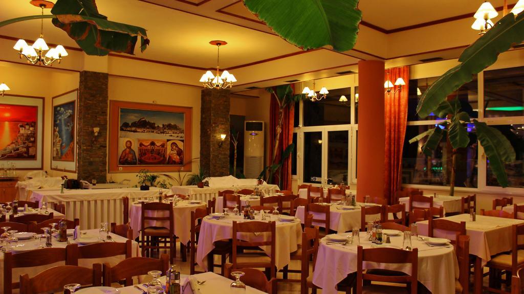 Hotel Kosta Famissi Kalampáka Dış mekan fotoğraf